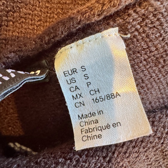 H+M Black Floral Knit Midi Dress with White Flower Pattern - Picture 6 of 6